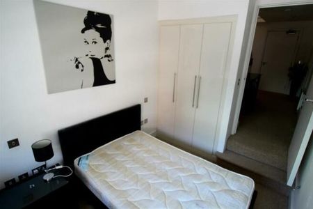 2 bedroom duplex to rent - Photo 2