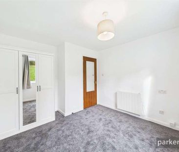 Tippett Rise, Reading, Berkshire, RG2 - Photo 2