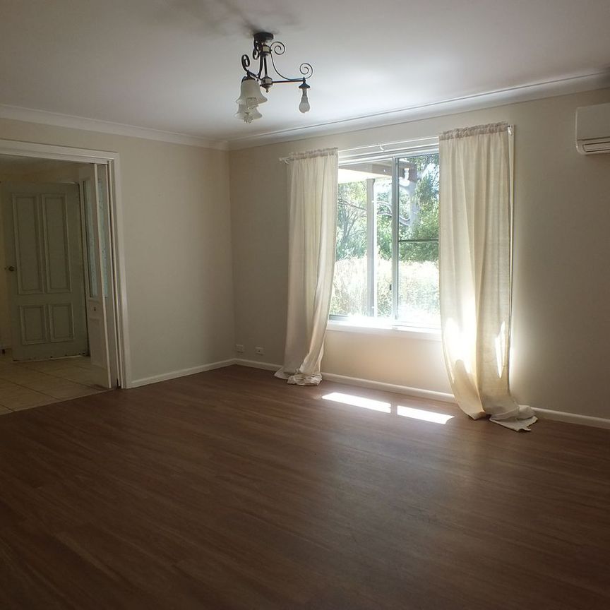 FAMILY HOME - Photo 1