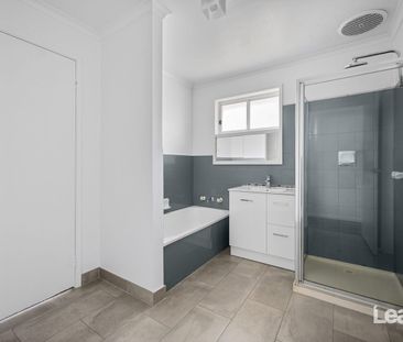 YOU'RE HOME ON HUME! - Photo 6