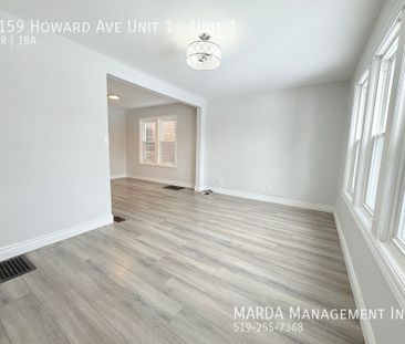 NEWLY RENOVATED 2 BED/1 BATH UNIT+HYDRO & GAS - Photo 4