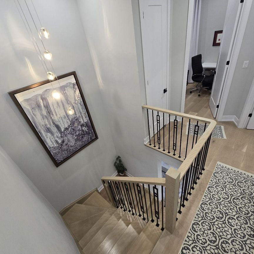 For Lease - 5 Norbury Crescent, Toronto, Ontario - Photo 1