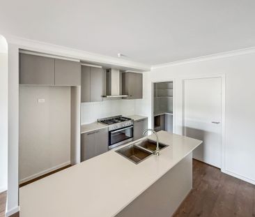 BRAND NEW 4 BEDROOM DUPLEX - Photo 5