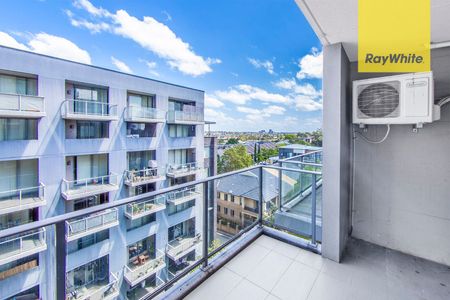 STUDIO APARTMENT LOCATED ACROSS ROSEHILL RACECOURSE - Photo 5