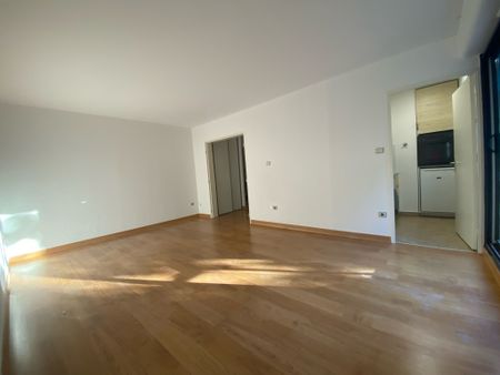 Location Appartement 2 pièces 45m² AIX EN PROVENCE 13100 - Photo 2