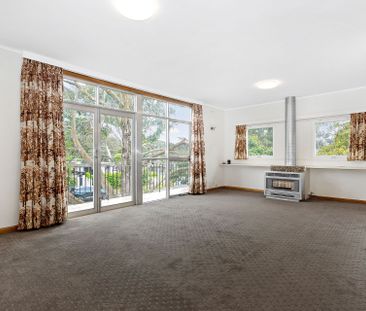 4 Waratah Avenue, Beaumaris. - Photo 2