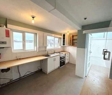 Church Road, Portslade, BN41 - Photo 3