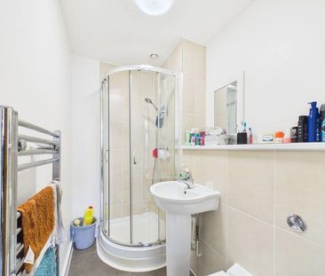 2 bedroom apartment to rent - Photo 6