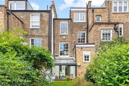 A beautiful home in a highly sought after Barnsbury road. - Photo 2