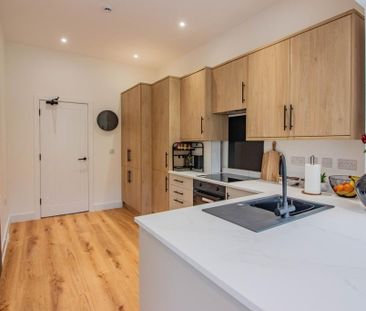 Flat to rent - Photo 2