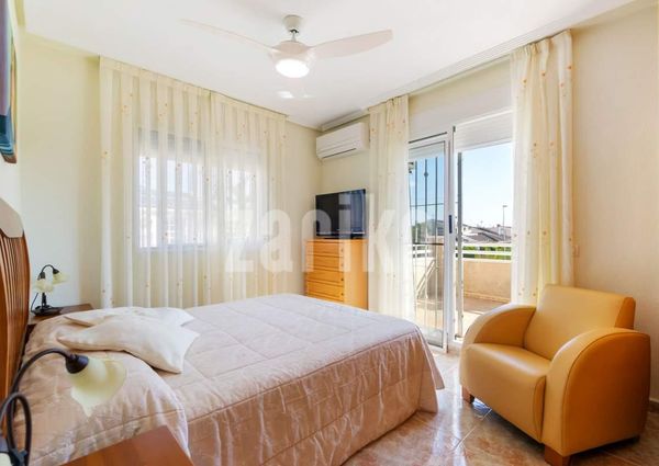 Chalet for rent in Torre de la Horadada