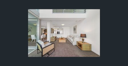 Skyline Living in a Fully Furnished Sub-Penthouse with Two Side-by-Side Carparks - Available Now! - Photo 3