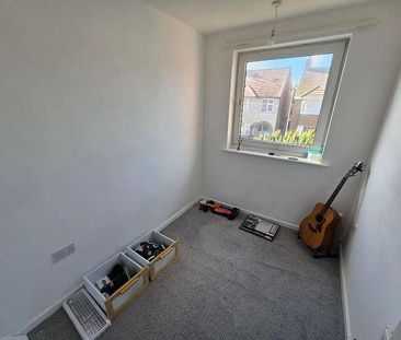 Princes Avenue, Desborough, Kettering, Northamptonshire, NN14 - Photo 5