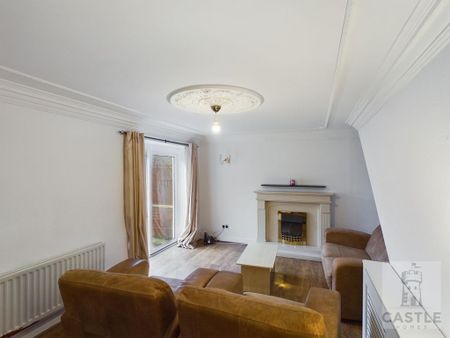 3 bedroom terraced house to rent - Photo 4