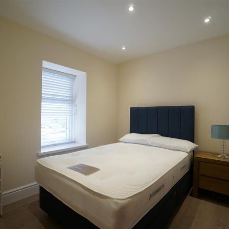 Apartment 2, 239 Caernarfon Road - Photo 3