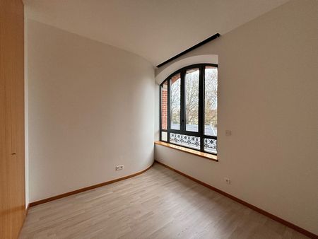 Location Appartement 3 pièces 73m² - Photo 2