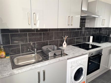 1 bedroom apartment to rent - Photo 4