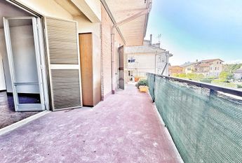 5 locali in affitto
