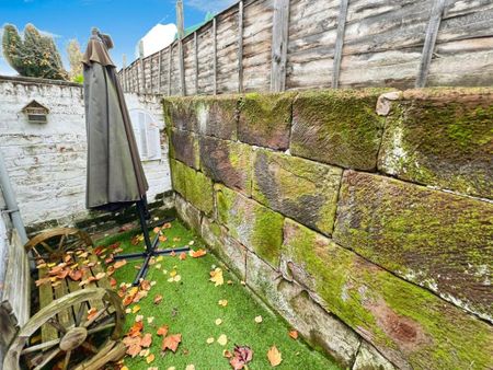 2 bedroom terraced house to rent - Photo 5