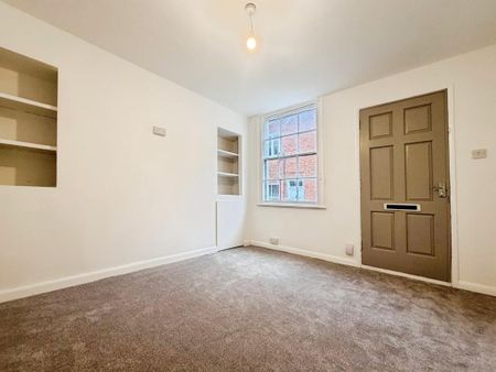 5 bedroom end of terrace house to rent - Photo 2