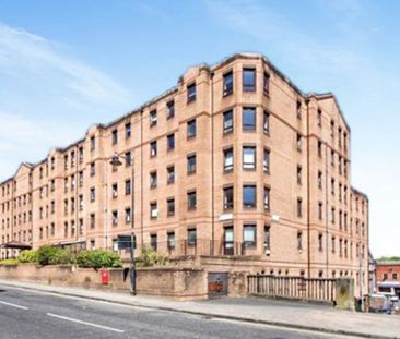 1 Bed Flat - Photo 2