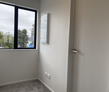 35C Matipo Road, Te Atatu Peninsula - Photo 1