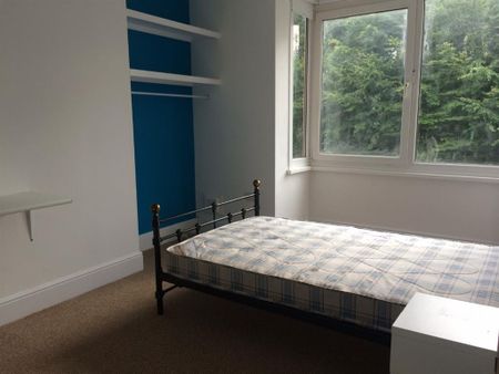 4 bedroom terraced house to rent - Photo 4