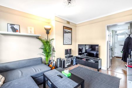 1 bedroom flat to rent - Photo 3