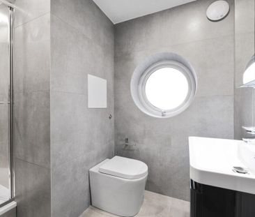 3 Bedroom Flat To Let - Photo 1