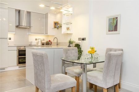 A stunning one bedroom unfurnished apartment located in the sought after location on Bishopthorpe Road. - Photo 4