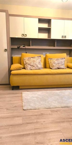 Apartament cu 2 camere, zona Cornisa - Photo 1