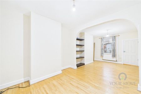 2 bedroom terraced house to rent - Photo 4