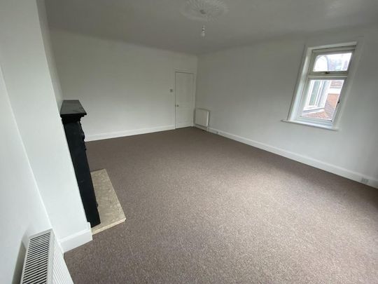 3 bedroom apartment to rent - Photo 1