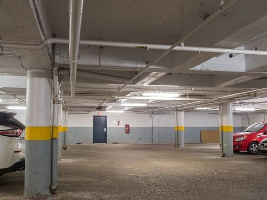 5200-5205-5215 Riviera Blvd., Montréal, QC - Photo 1