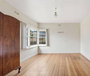 Light-Filled Home in the Heart of Derwent Park - Photo 1