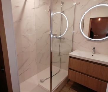 PONT PEAN: A LOUER- Bon emplacement dans la commune et au calme, sa... - Photo 4