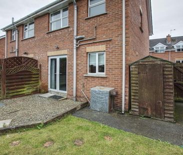 70 Meadowvale Crescent, Bangor, BT19 1HX - Photo 4