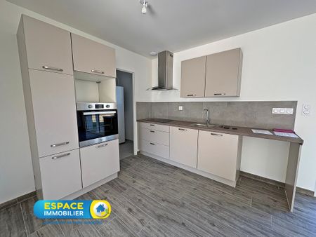Location Maison 4 pièces 95m² ST MARTIN D ABBAT 45110 - Photo 3