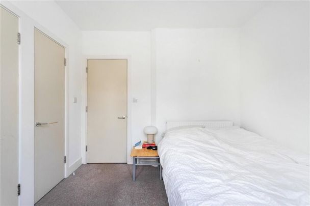1 Bed Flat, Reighton Road, E5 - Photo 1