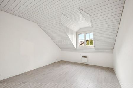 Charming attic apartment with fireplace - Photo 5
