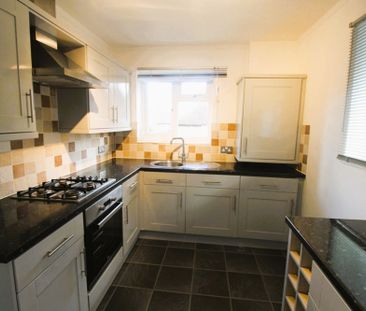 Wickham Way, Haywards Heath, RH16 - Photo 3