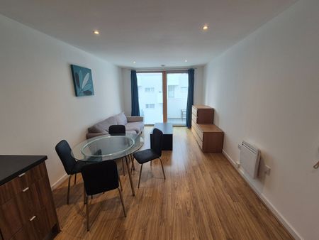 1 Bed Flat, Schrier Ropeworks, IG11 - Photo 3