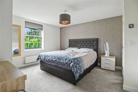 4 bedroom detached house to rent - Photo 5