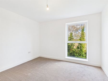 Evergreen, Albany House, Albany Street, Ilkeston, Derbyshire, DE7 - Photo 3