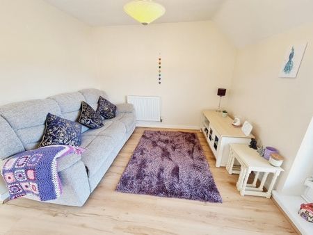 Bluebell Walk, Witham St. Hughs, LN6 9WN, Property for rent - Photo 3