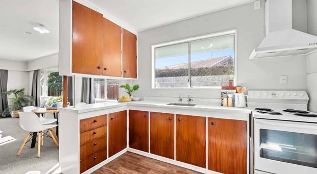 2-Bedroom Home in Trentham - Photo 1