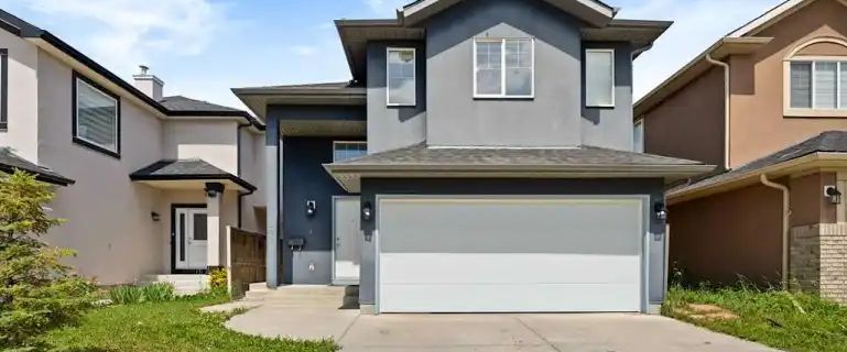 Spacious 3 Bed 2 Bath 2 Living Room House | 127 Tarawood Grove Northeast, Calgary - Photo 1