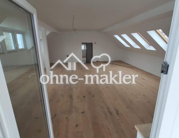 Exklusives Wohnen nach Sanierung: Helle 3-Zimmer-Wohnung mit Terrasse & Parkett in Schnaittach - Photo 1