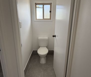 41 CEDAR DRIVE, Stapylton QLD 4207 - House For Rent | Domain - Photo 2