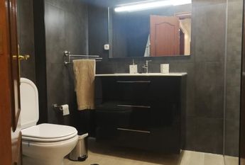Alugo quarto Almada Caparica
